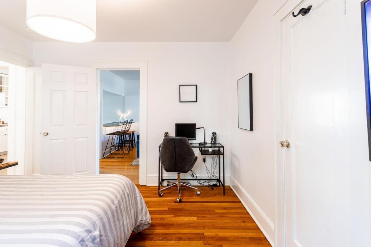 The Blue Sapphire 2Br 2 King Beds & Ample Backyard Apartamento Bridgeport Exterior foto